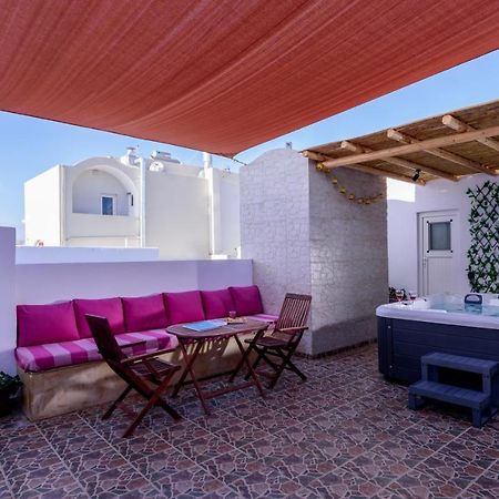 Appartamento Heart Of Oia - Private House With Jacuzzi Esterno foto