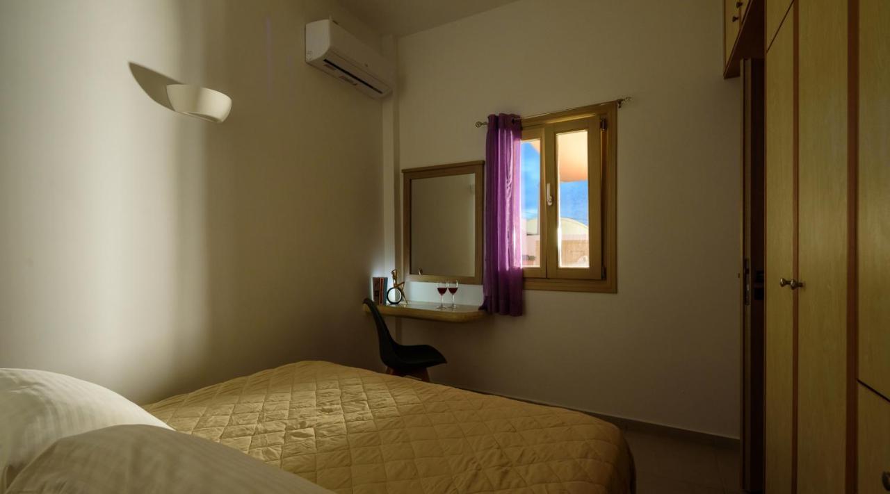 Appartamento Heart Of Oia - Private House With Jacuzzi Esterno foto